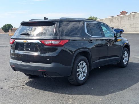 Used 2018 Chevrolet Traverse LT AWD/4WD image 3