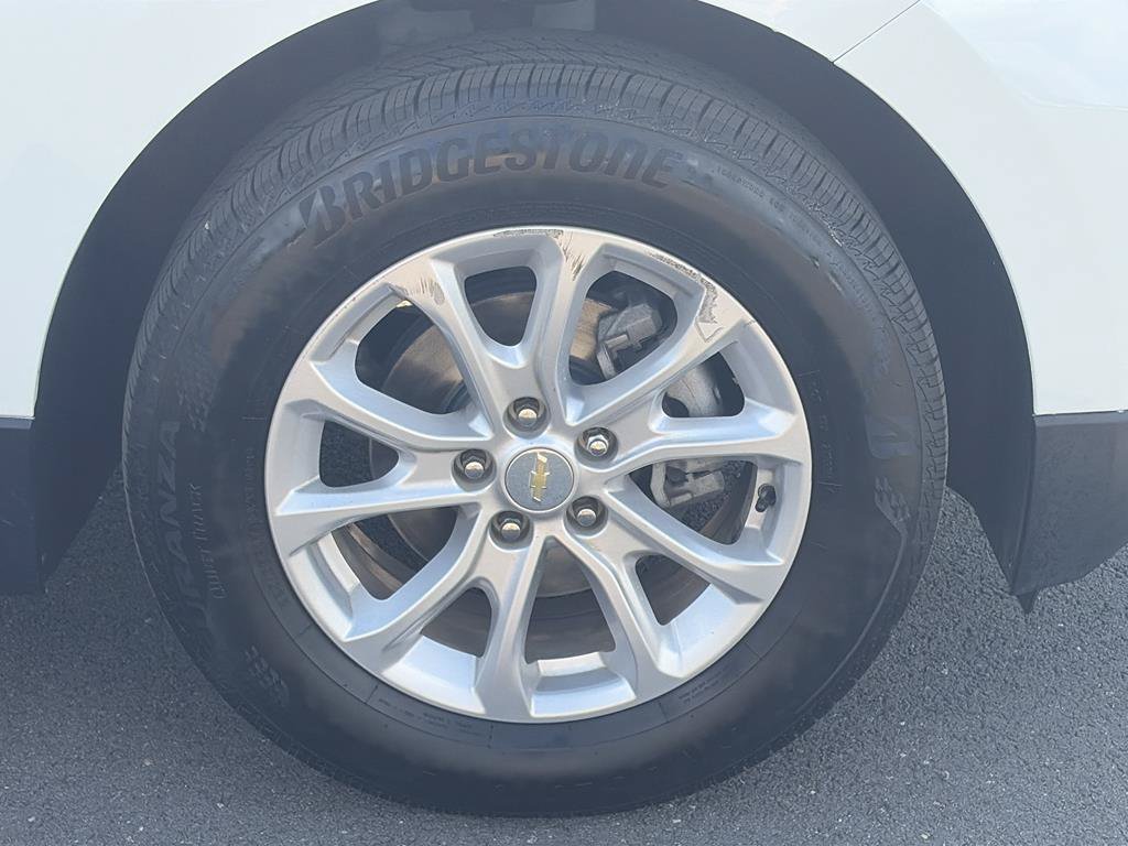 Used 2020 Chevrolet Equinox LS w/ LS Convenience Package AWD/4WD image 32
