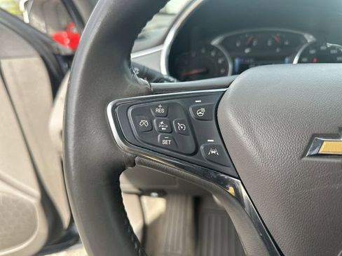 Used 2016 Chevrolet Malibu Premier w/ Driver Confidence Package II image 10