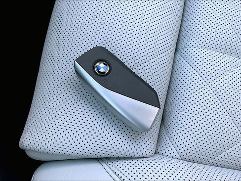 Used 2026 BMW X5 xDrive40i image 15