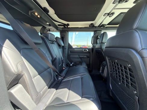 New 2026 Ford Bronco Badlands AWD/4WD image 17
