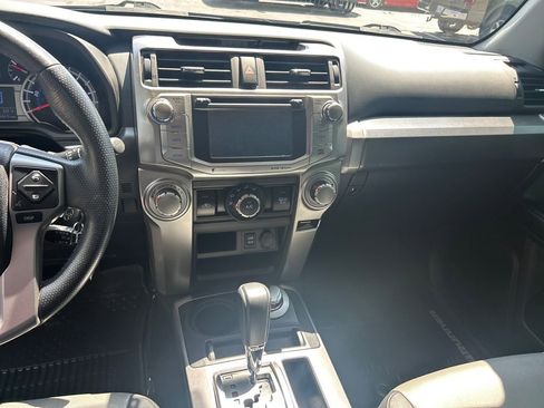 Used 2019 Toyota 4Runner SR5 Premium AWD/4WD image 20