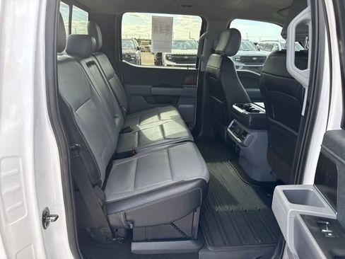 Used 2022 Ford F150 Lariat w/ Equipment Group 501A Mid image 11