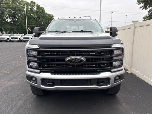 Used 2024 Ford F250 XLT w/ Black Appearance Package AWD/4WD image 5