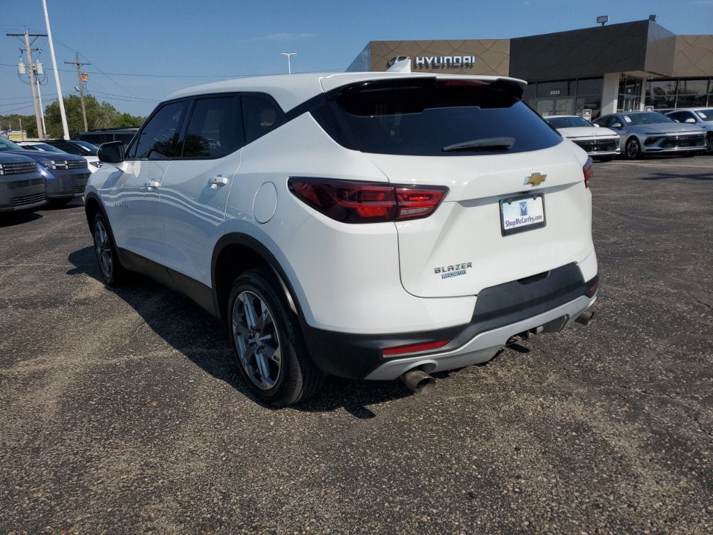 Used 2024 Chevrolet Blazer LT AWD/4WD image 6