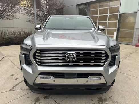 New 2026 Toyota Tacoma Limited AWD/4WD image 5