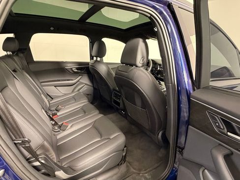 Used 2020 Audi Q7 3.0T Prestige image 19