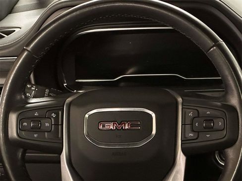 Used 2023 GMC Yukon SLT image 21