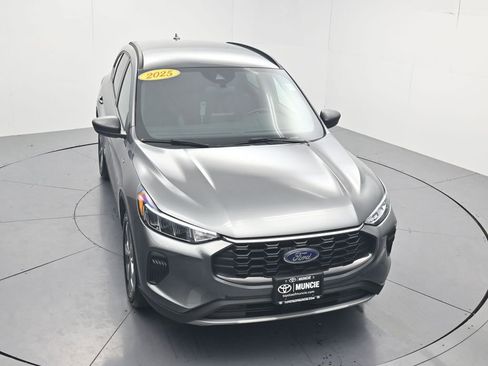 Used 2025 Ford Escape ST-Line image 51
