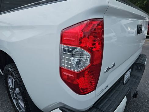 Used 2020 Toyota Tundra Platinum AWD/4WD image 35