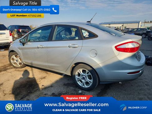 Used 2016 Ford Fiesta SE image 3