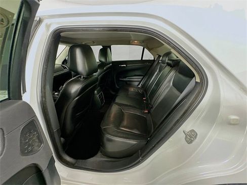Used 2017 Chrysler 300 C w/ Safetytec Plus Group image 25