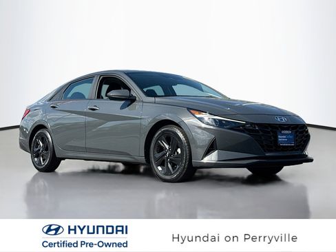 Certified 2023 Hyundai Elantra SEL FWD image 1