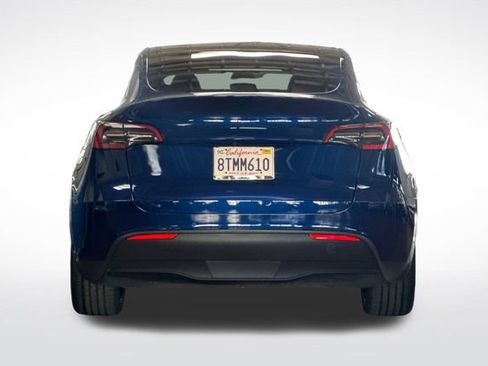 Used 2021 Tesla Model Y Long Range image 6