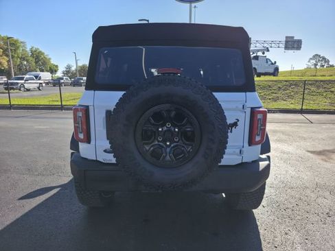 Used 2024 Ford Bronco Wildtrak image 6