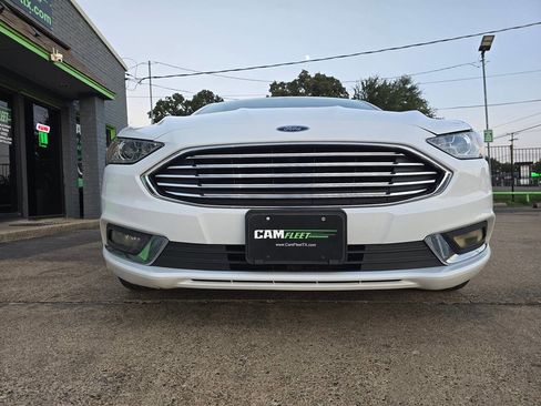 Used 2018 Ford Fusion SE image 7