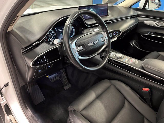 Used 2025 Genesis GV70 2.5T AWD/4WD image 19