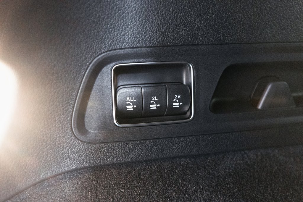 Certified 2026 Mercedes-Benz GLS 450 4MATIC image 35