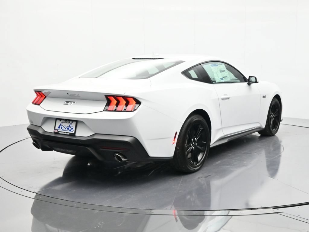 New 2026 Ford Mustang GT RWD image 5