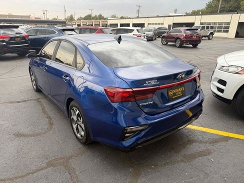 Used 2019 Kia Forte LXS FWD image 4