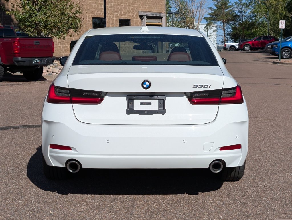 Used 2024 BMW 330i Sedan RWD image 6
