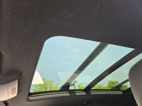 Used 2023 Volkswagen Atlas Cross Sport SEL R-Line image 13