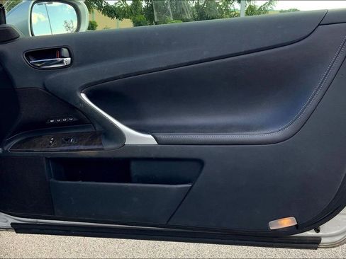 Used 2015 Lexus IS 250C w/ Luxury Package RWD image 22