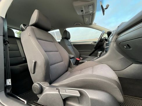 Used 2013 Volkswagen Golf TDI image 12