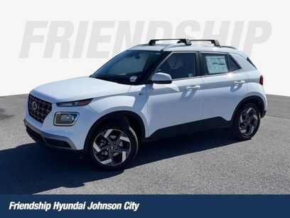 New 2025 Hyundai Venue SEL