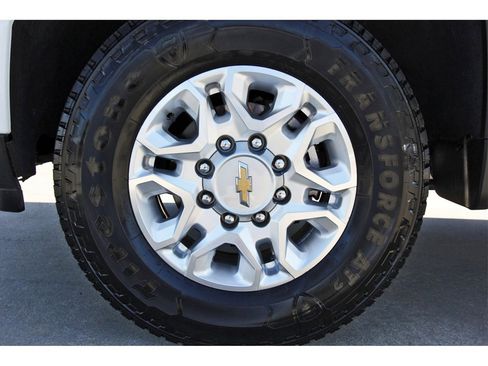 Used 2024 Chevrolet Silverado 2500 High Country w/ High Country Premium Package image 29