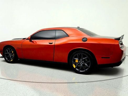 Used 2021 Dodge Challenger R/T w/ Blacktop Package RWD image 7