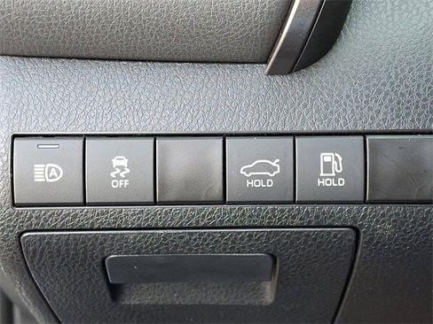 Certified 2023 Toyota Camry SE image 27