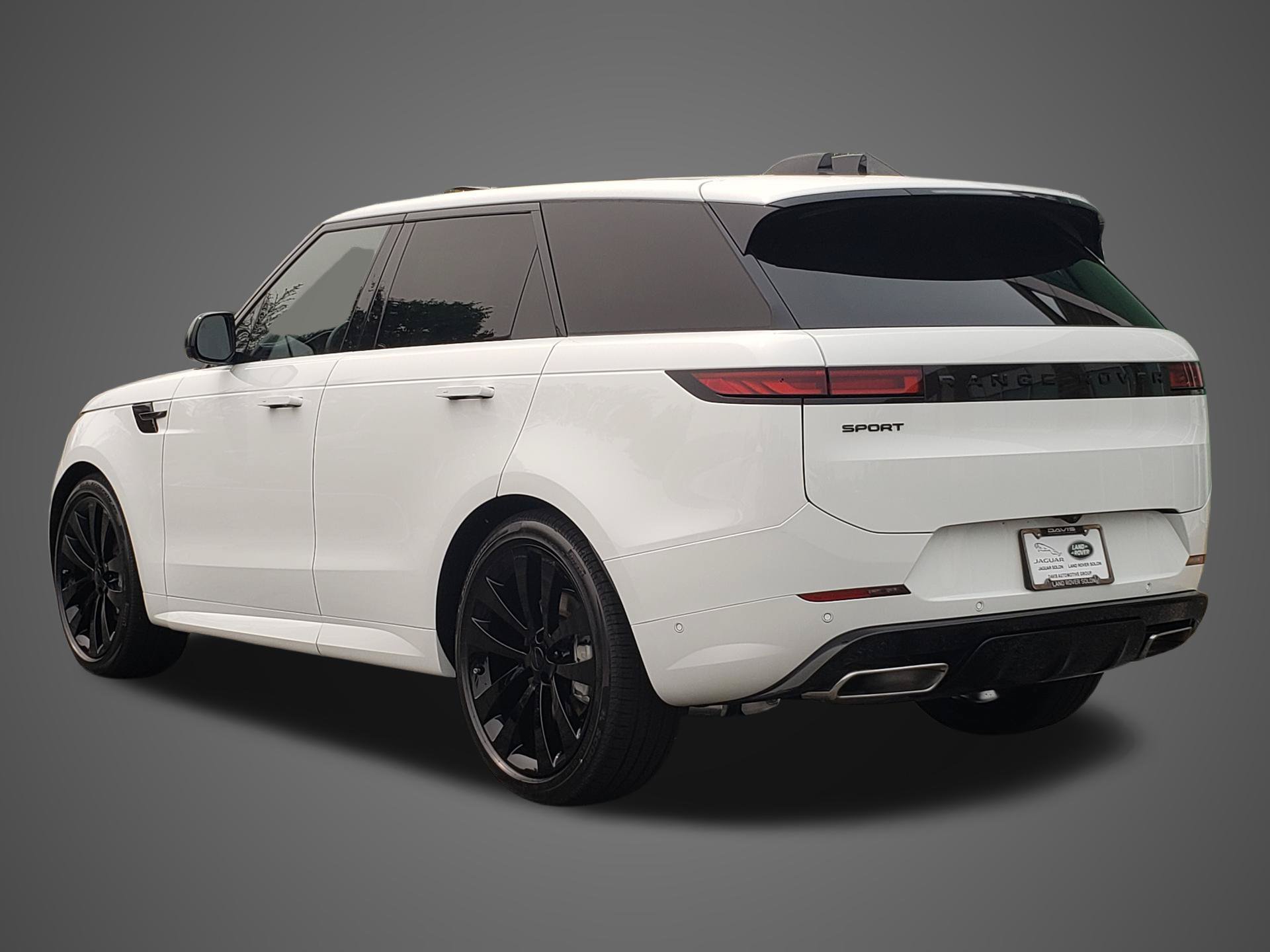 New 2026 Land Rover Range Rover Sport Dynamic SE AWD/4WD image 9