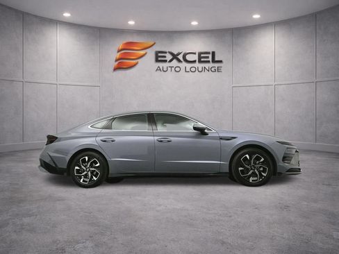 Used 2025 Hyundai Sonata SEL FWD image 44