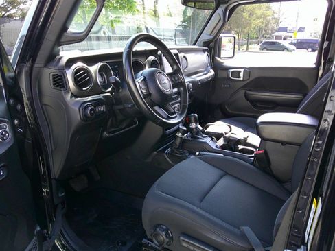 Used 2020 Jeep Wrangler Unlimited Sport S AWD/4WD image 5