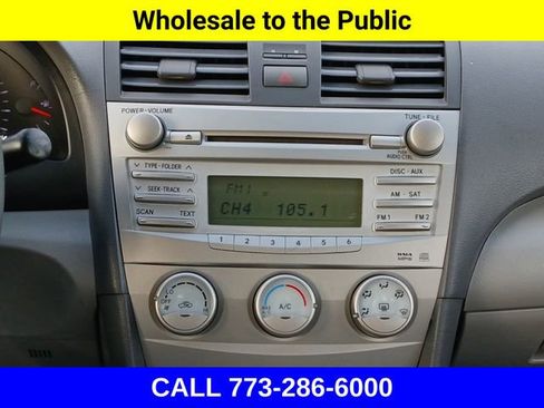 Used 2010 Toyota Camry image 11