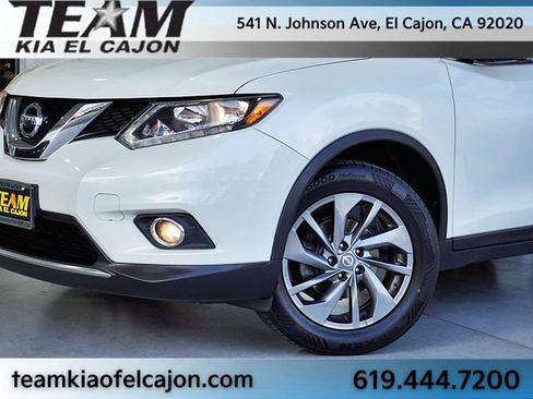Used 2016 Nissan Rogue SL image 3