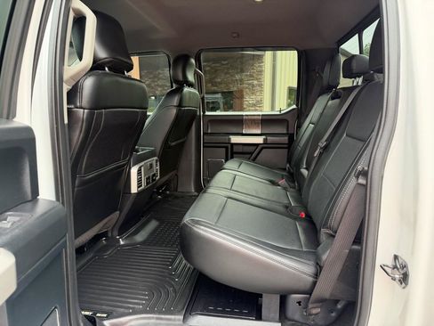 Used 2017 Ford F250 Lariat w/ Lariat Value Package AWD/4WD image 10
