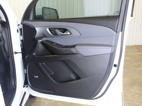 Used 2021 Chevrolet Traverse Premier w/ LPO, Floor Liner Package AWD/4WD image 27