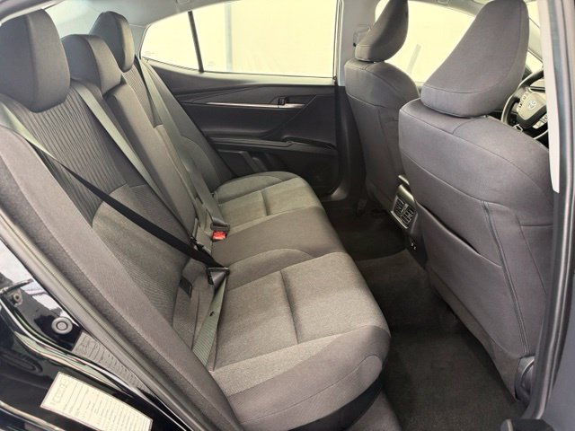 Used 2025 Toyota Camry LE FWD image 22