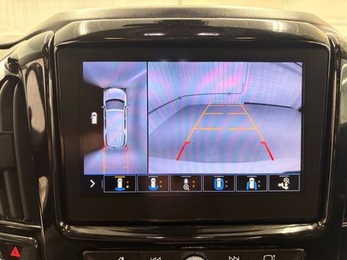 Used 2021 Chevrolet Traverse High Country AWD/4WD image 18