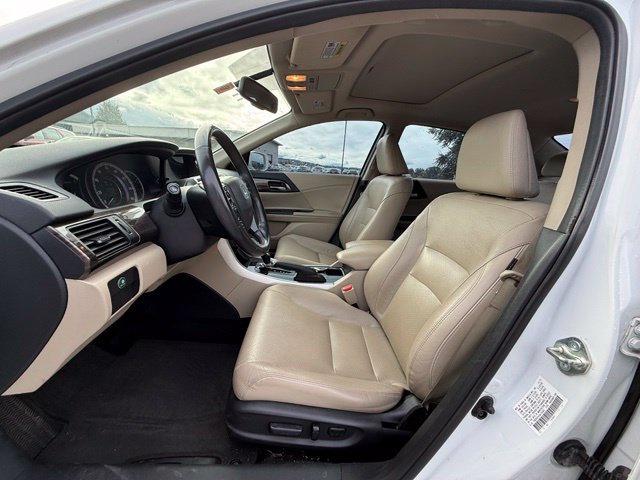 Used 2016 Honda Accord EX-L image 12