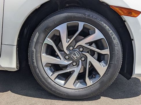 Used 2016 Honda Civic EX image 14