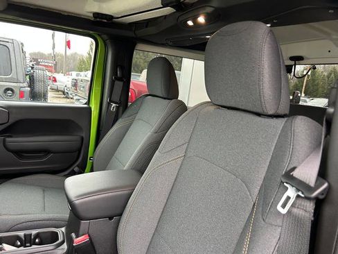 New 2026 Jeep Wrangler Sport AWD/4WD image 9