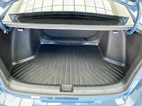 Used 2025 Honda Civic Sport image 16