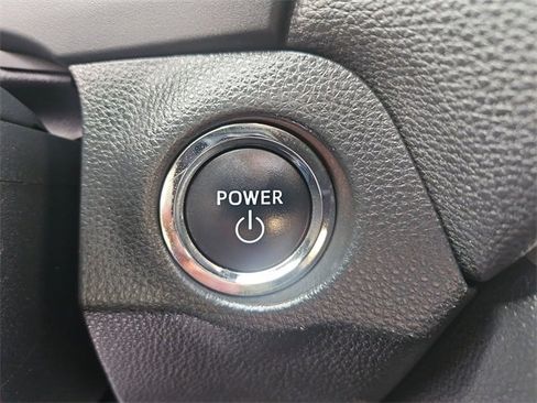 Used 2023 Toyota RAV4 XLE Premium image 17