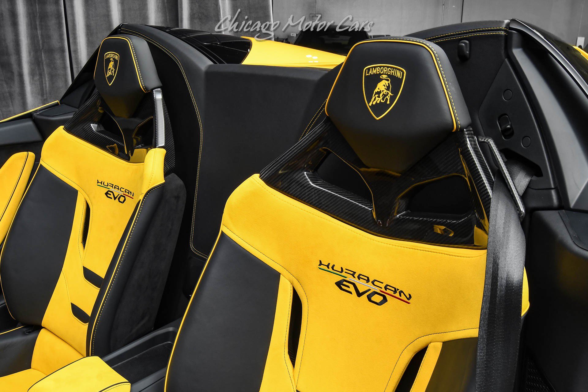 Used 2024 Lamborghini Huracan EVO AWD/4WD image 17