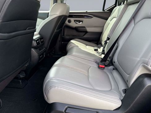 Certified 2024 Honda Pilot EX-L image 16