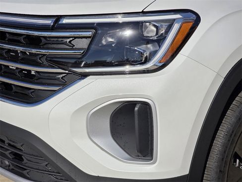 New 2026 Volkswagen Atlas SE image 6