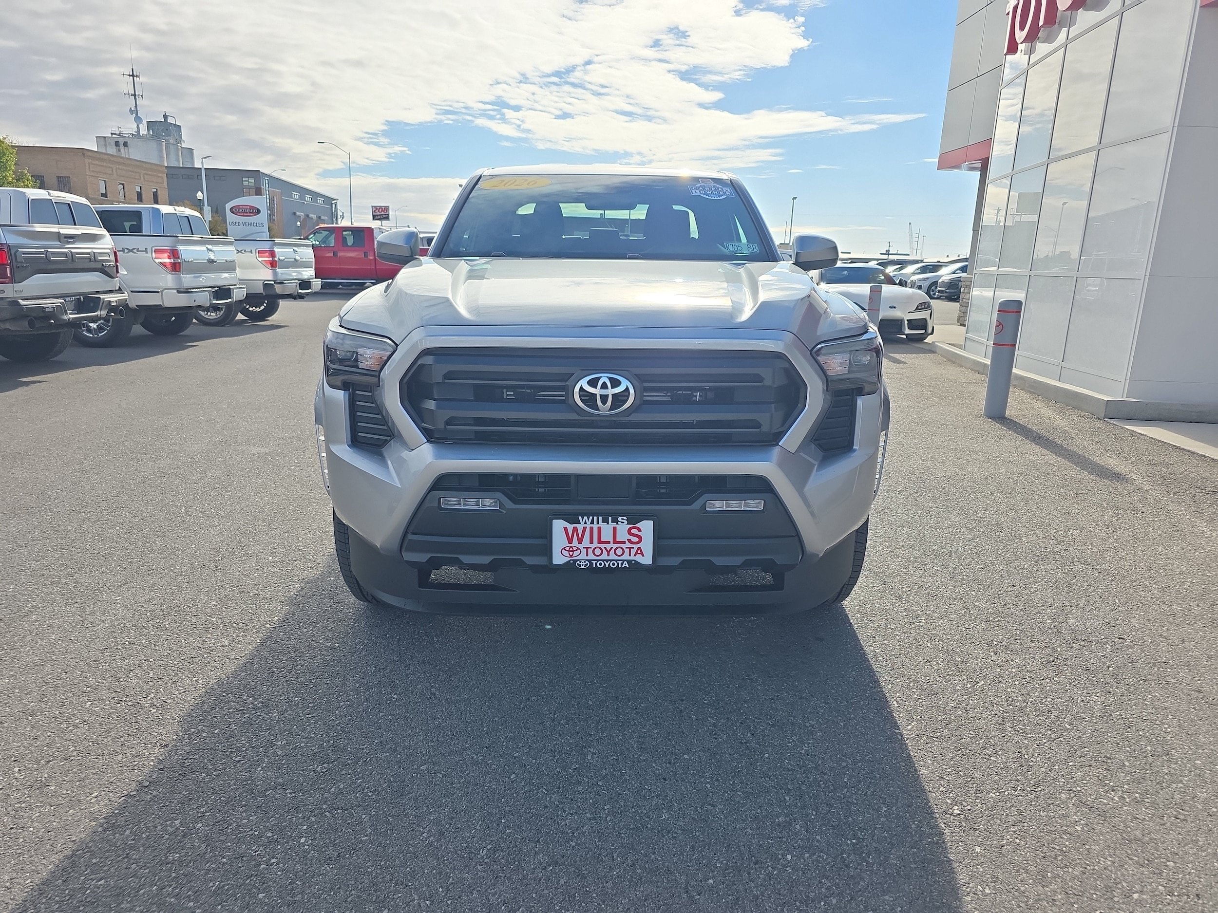 Used 2026 Toyota Tacoma 4x4 Double Cab image 4